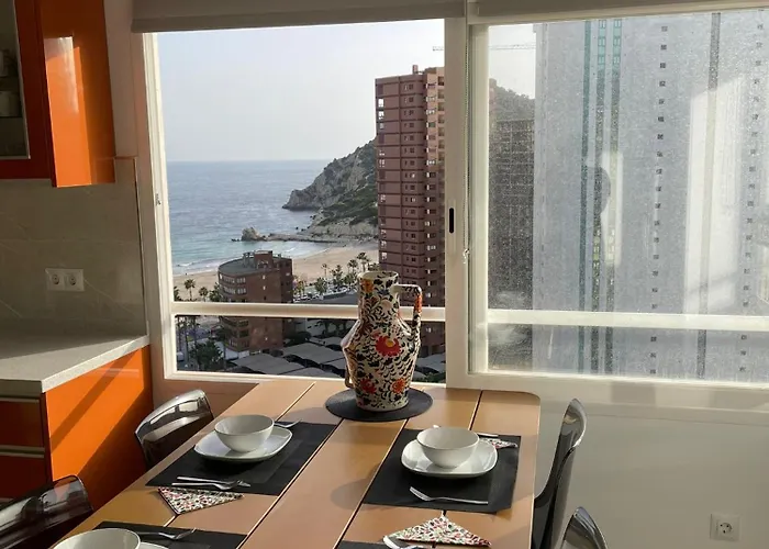 Cala Sol * فينيسترات